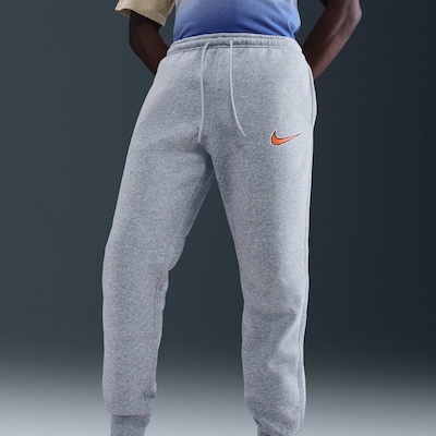 Calça Nike Club Varsity Masculina - Foto 2
