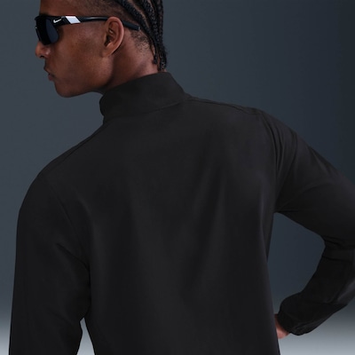 Jaqueta Dri-FIT Nike Form GFX Masculina - Foto 2
