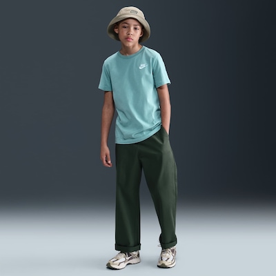Camiseta Nike Sportswear Futura Infantil - Foto 4