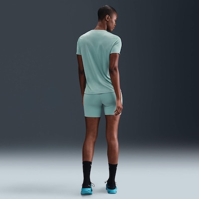 Camiseta Nike Dri-FIT Feminina - Foto 5