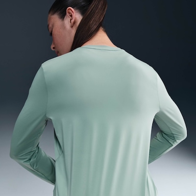 Camiseta Nike Dri-FIT One Feminina - Foto 2