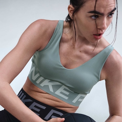 Top Fitness Nike Pro Indy Plunge - Feminino - Foto 3