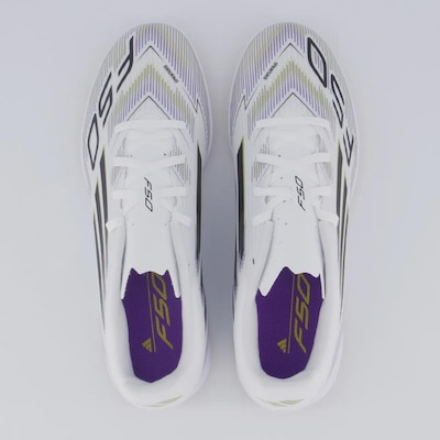 Chuteira Futsal adidas F50 Club - Adulto - Foto 4