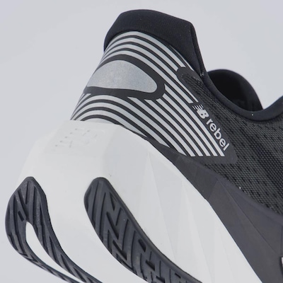 Tênis New Balance Fuelcell Rebel V5 Feminino - Foto 6