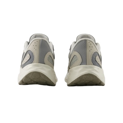 Tênis New Balance Fresh Foam Arishi V4 - Feminino - Foto 6