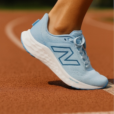 Tênis New Balance Fresh Foam Arishi V4 - Feminino - Foto 2