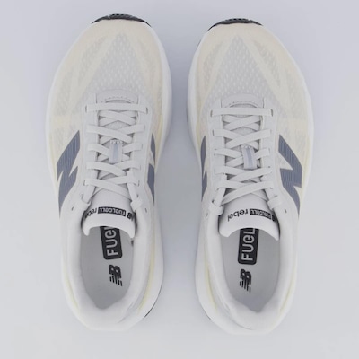 Tênis Feminino New Balance Fuelcell Rebel V5 - Foto 4