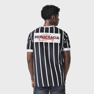 Camiseta Corinthians Coimbra Retrô Democracia Unissex - Foto 3