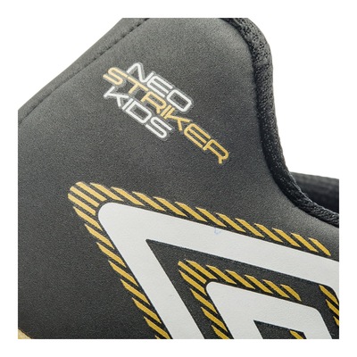 Chuteira de Futsal Infantil Umbro Neo Striker - Foto 4