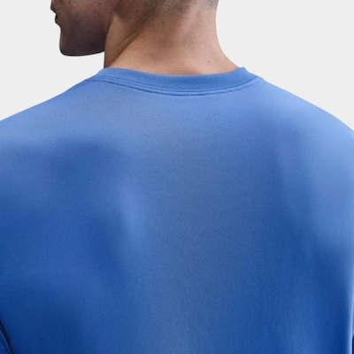 Camiseta Nike Dri-FIT Legend Masculina - Foto 2
