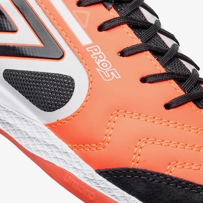 Chuteira Futsal Masculina Umbro Pro 5 Bump - Foto 4