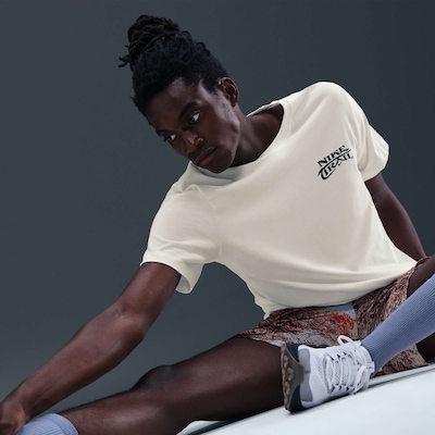 Camiseta Nike Trail Energy Masculina - Foto 3