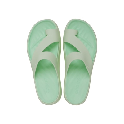 Sandália Feminina Crocs Getaway Platform Toe Loop Sandal Jade Tint - Foto 5
