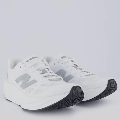 Tênis Feminino New Balance Fuelcell Rebel V5 - Foto 2