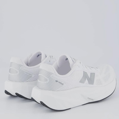 Tênis Feminino New Balance Fuelcell Rebel V5 - Foto 3