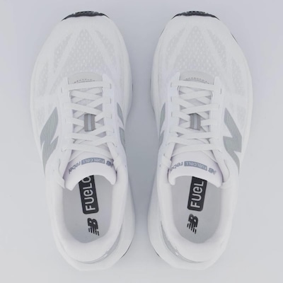 Tênis Feminino New Balance Fuelcell Rebel V5 - Foto 4