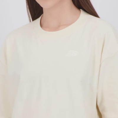 Camiseta Cropped New Balance Small Logo Oversized Feminino - Foto 5