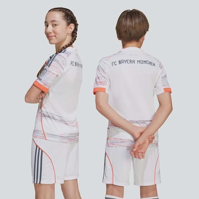 Camisa Bayern II 2026 adidas Infatil - Foto 3