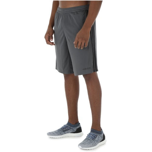 Bermuda adidas D2M Climacool 3S Knit - Masculina Menor preço em Bermuda adidas D2M Climacool 3S Knit - Masculina