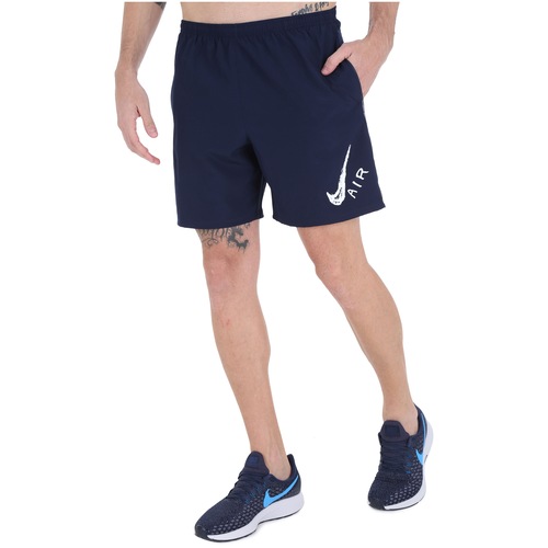 Bermuda Nike Run 7IN GX - Masculina - Video 1
