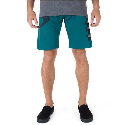 Bermuda Oakley Hole Sheet Block - Masculina é boa?