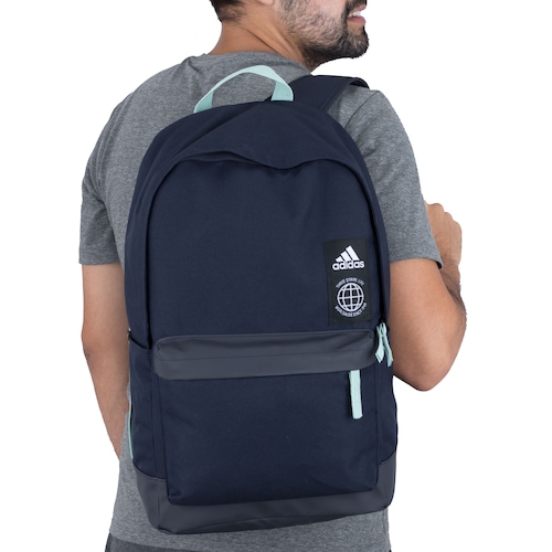 Mochila adidas Classic BP Pocket é boa?