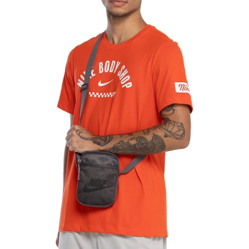 Shoulder Bag Nike Heritage S Smit Menor preço em Shoulder Bag Nike Heritage S Smit
