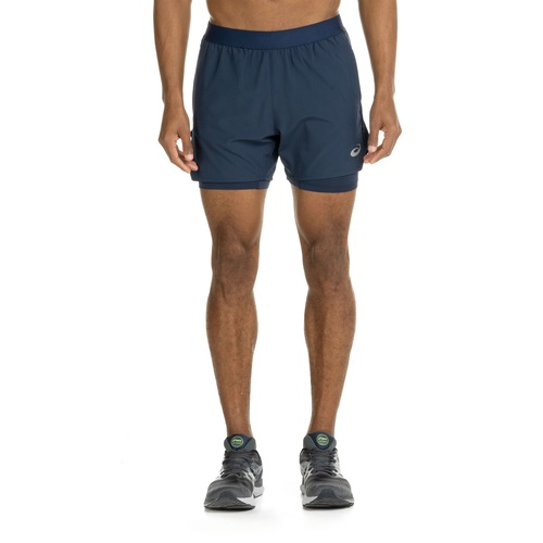 Bermuda Masculina ASICS 5" com Short Interno e Bolsos - Video 1