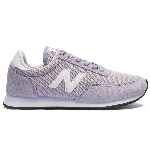 Tênis New Balance WL720 - Feminino - Video 1