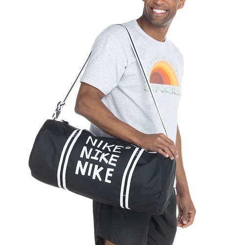 Bolsa Nike Heritage Duff - 30 Litros Menor preço em Bolsa Nike Heritage Duff - 30 Litros