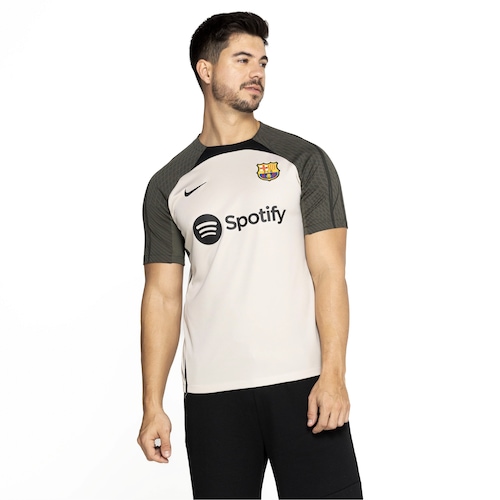 Camisa de Treino Barcelona Nike - Masculina é ruim? Camisa de Treino Barcelona Nike - Masculina é boa?