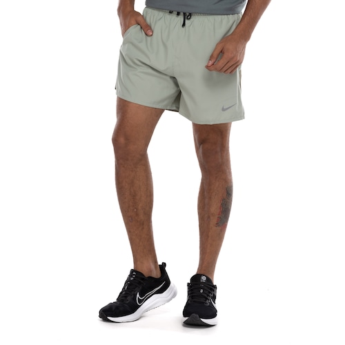 Menor preço em Bermuda Masculina Nike Dri-Fit Challenger 5BF