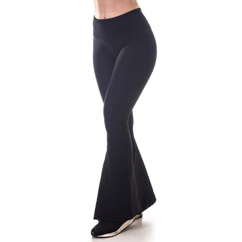 calça flare de academia