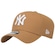 Boné New York Yankees MLB Aba Curva New Era 940 Snapback - Adulto MARROM