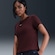 Camiseta Nike Sportswear Feminina VINHO