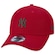Boné New Era 940 Snapback New York Yankees MLB Aba Curva VERMELHO