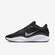 Tênis Nike Team Hustle Academy - Masculino PRETO/BRANCO