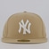 Boné Aba Reta New Era MLB New York Yankees Classic 5950 - Adulto BEGE