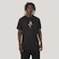 Camiseta Regular MCD Travis Bomb Pegasus Masculino PRETO