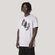 Camiseta Regular MCD Mãos Espada Masculino BRANCO