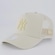 Boné Aba Curva New Era MLB New York Yankees Wmns Metallic Trucker 940 BEGE