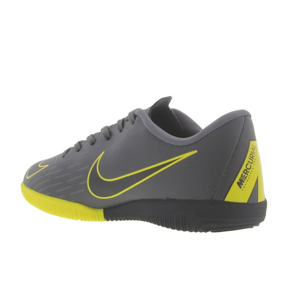 sepatu bola nike vapor 12 academy