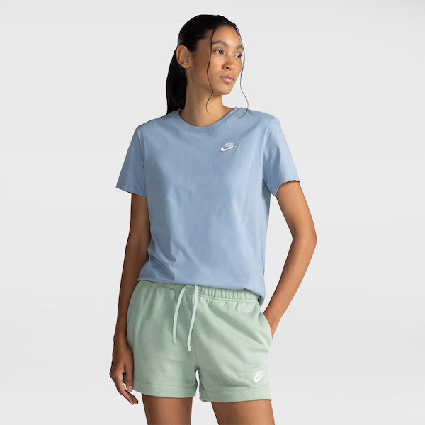 Camiseta Feminina Nike Manga Curta Sportswear Club | Cor: AZUL CLA/AZUL | Tamanho: GG