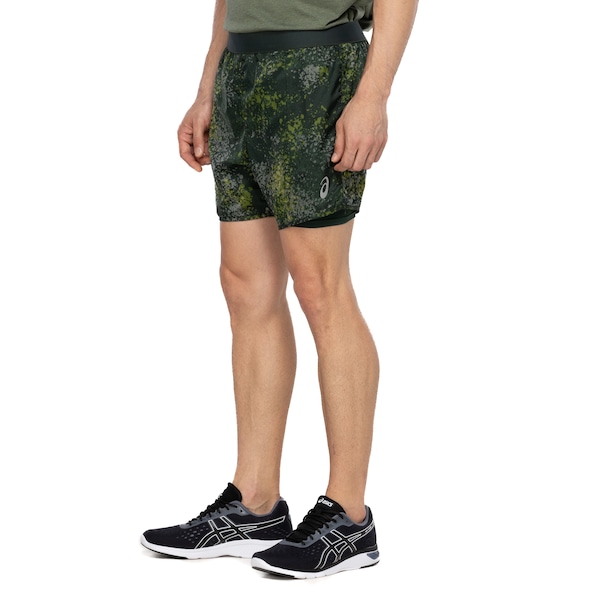 SHORTS ASICS ESTAMPADO FLORESTA 5