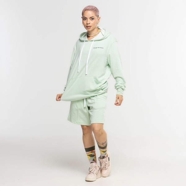Short Fila Change The Future