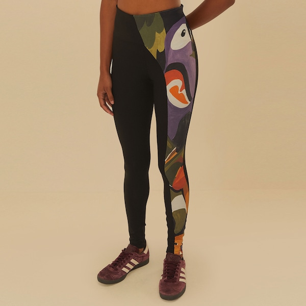 Vista 2 Calça Legging Feminina Farm Recorte Voô Doce Média Compressão Cintura Média PRETO/AZUL FARM PRETO/AZUL