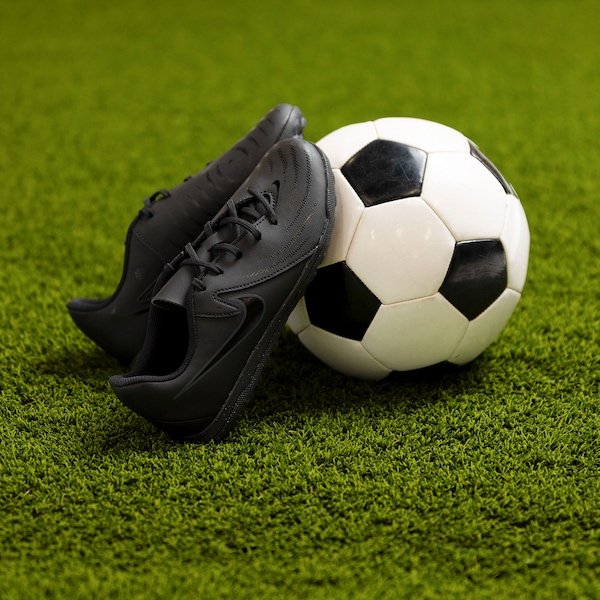 Vista 3 Chuteira Society Nike Phantom II Club Júnior PRETO Nike PRETO