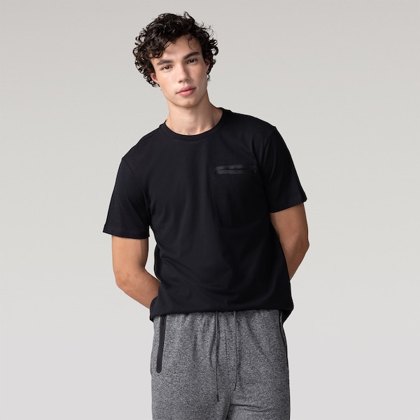 Camiseta Masculina Oxer Manga Curta Detalhe Bolso Externo Selado | Cor: PRETO | Tamanho: G