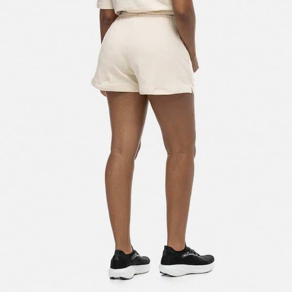 Vista 3 Short Feminino New Balance Essentials OFF WHITE New Balance OFF WHITE