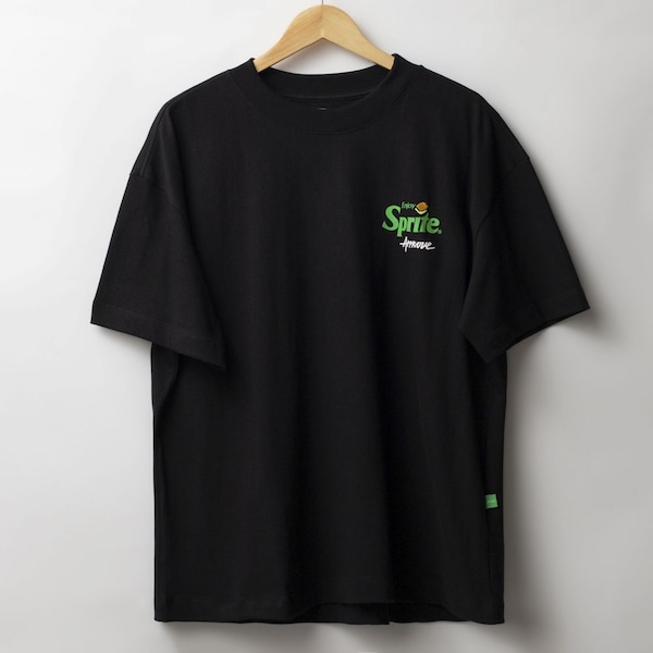 Camiseta Approve x Sprite Manga Curta Huge Bottles